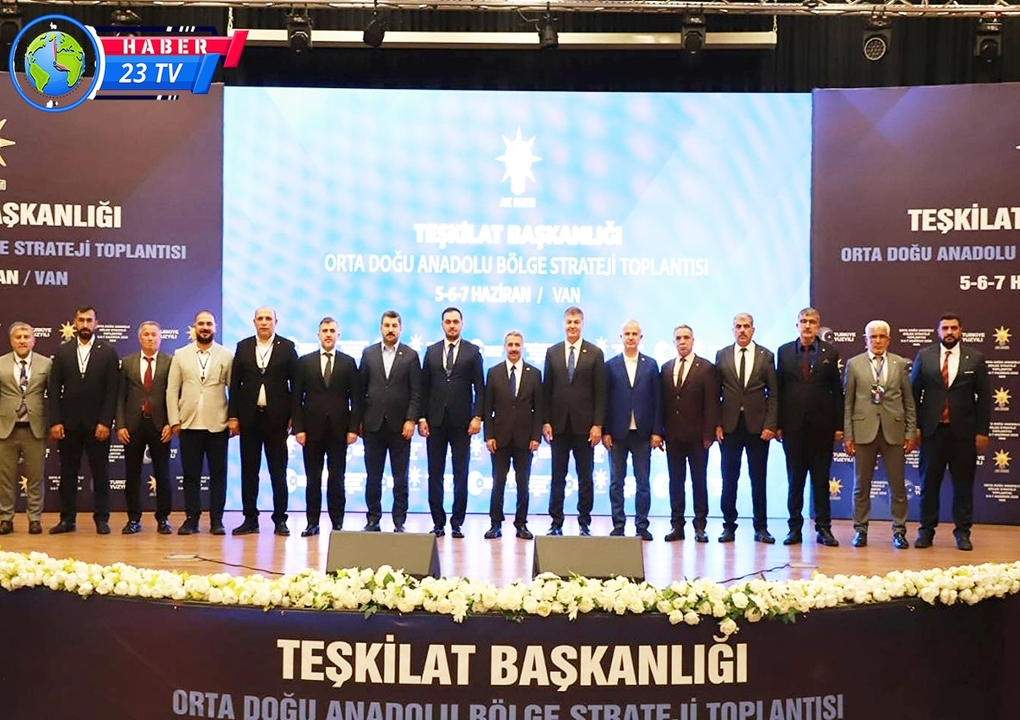 Van’da Güçlü Teşkilat Buluşması: AK Parti Elazığ Heyeti Tam Kadro Katıldı