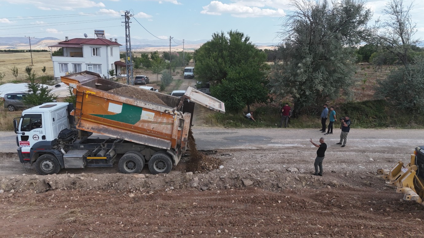 İl Özel İdaresi Yol Calışmaları..